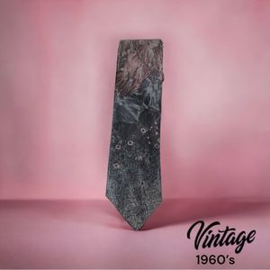 TRUE VINTAGE — X’Andrini Silk Tie